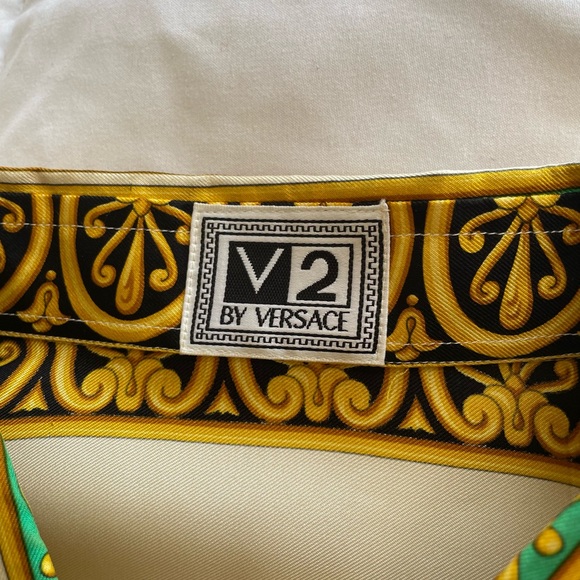 Versace Silk Button up - Picture 2 of 9